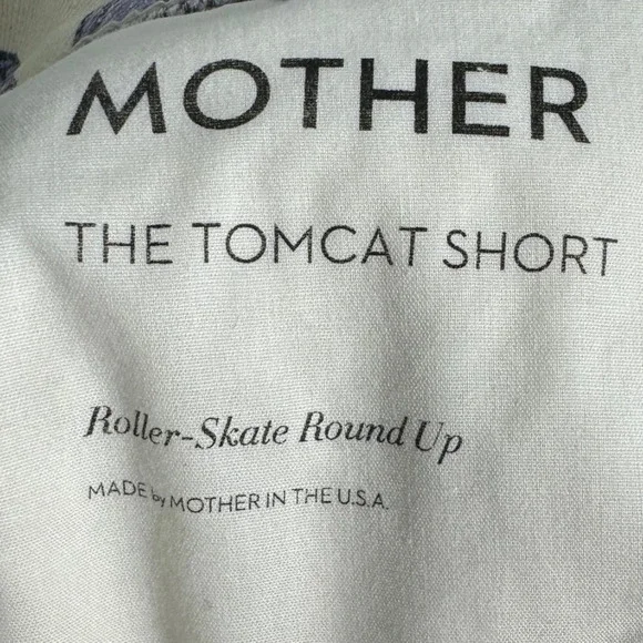 MOTHER The Tomcat Short Roller-Skate Round Up - Picture 6 of 6